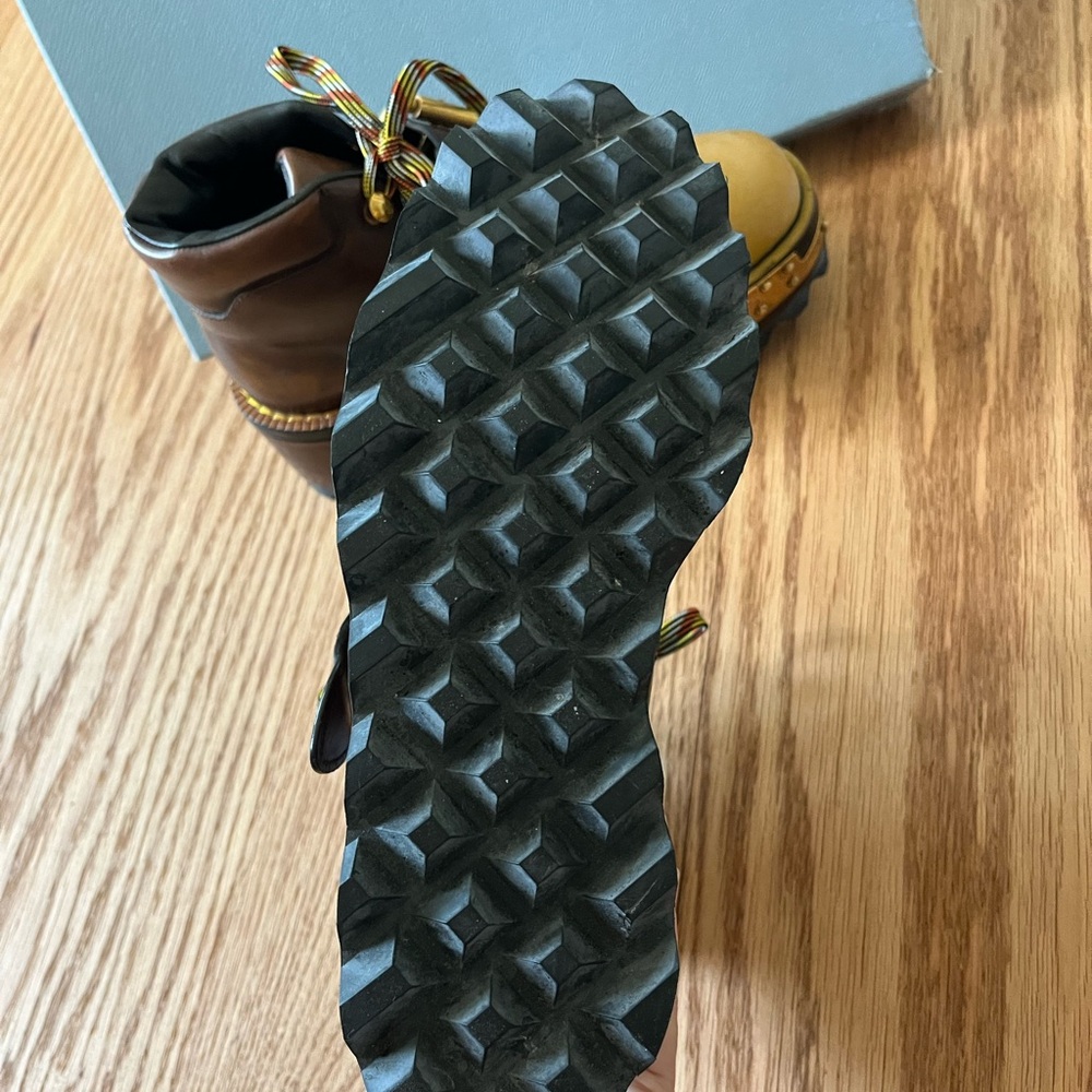 Prada boots - Picture 5 of 6